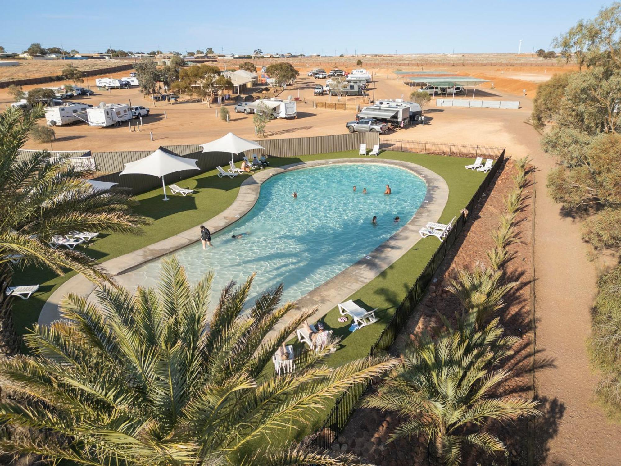 Big4 Stuart Range Outback Resort Coober Pedy Exteriör bild