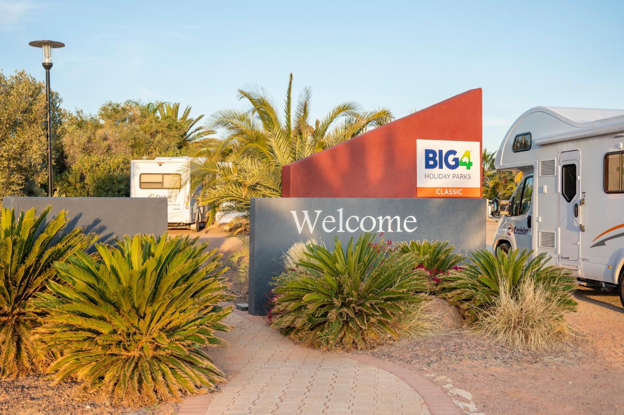 Big4 Stuart Range Outback Resort Coober Pedy Exteriör bild