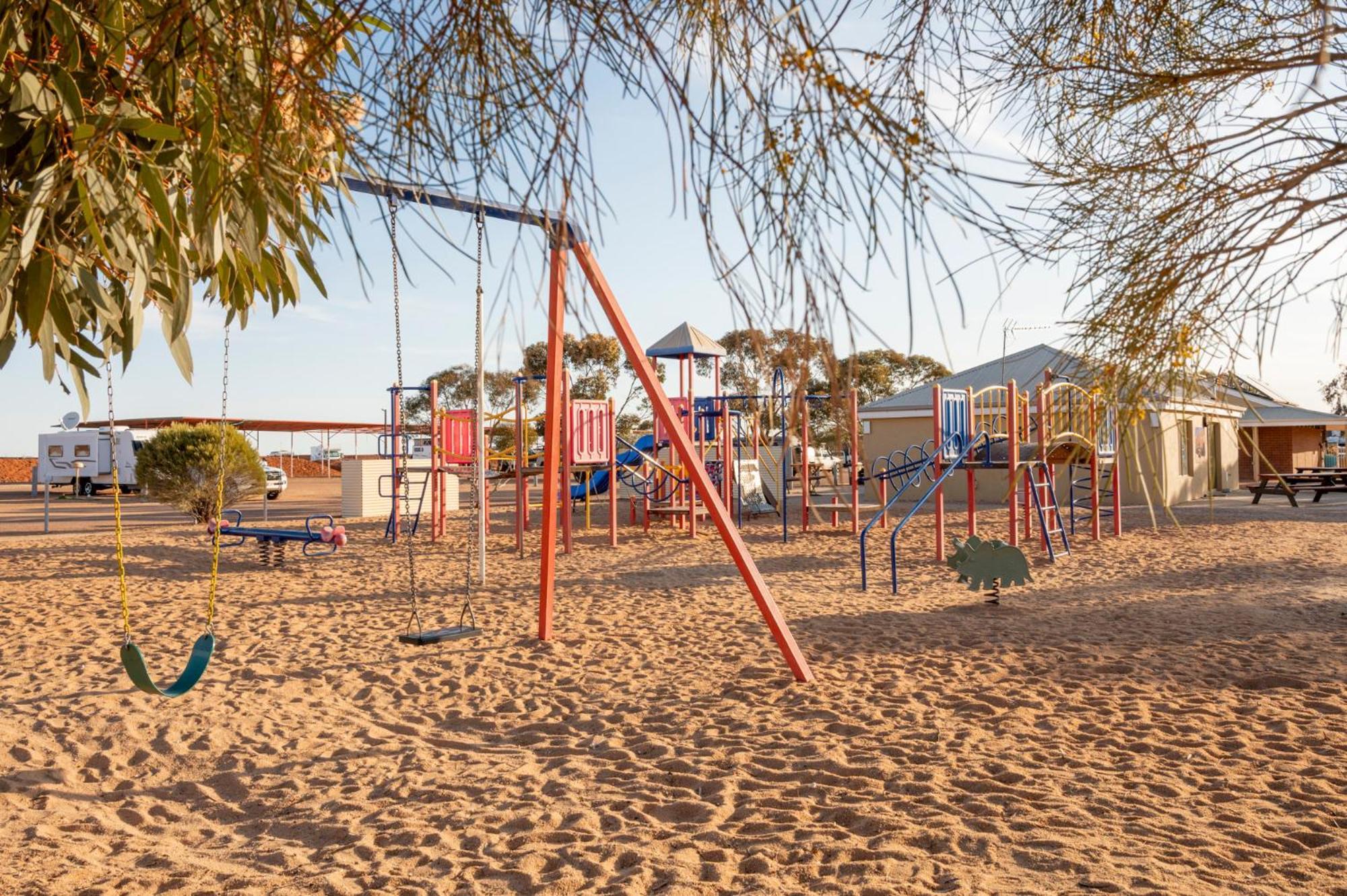 Big4 Stuart Range Outback Resort Coober Pedy Exteriör bild